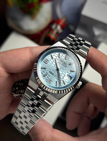Seiko Mod Land-Dweller "Bleu glacier"