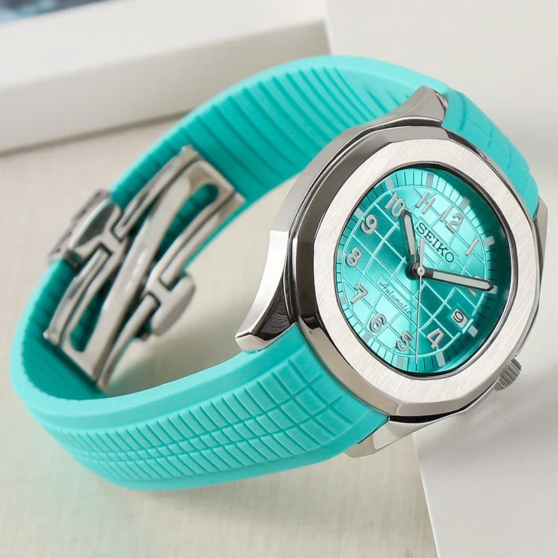 Seiko Mod Aquanaut "Bleu Tiffany"